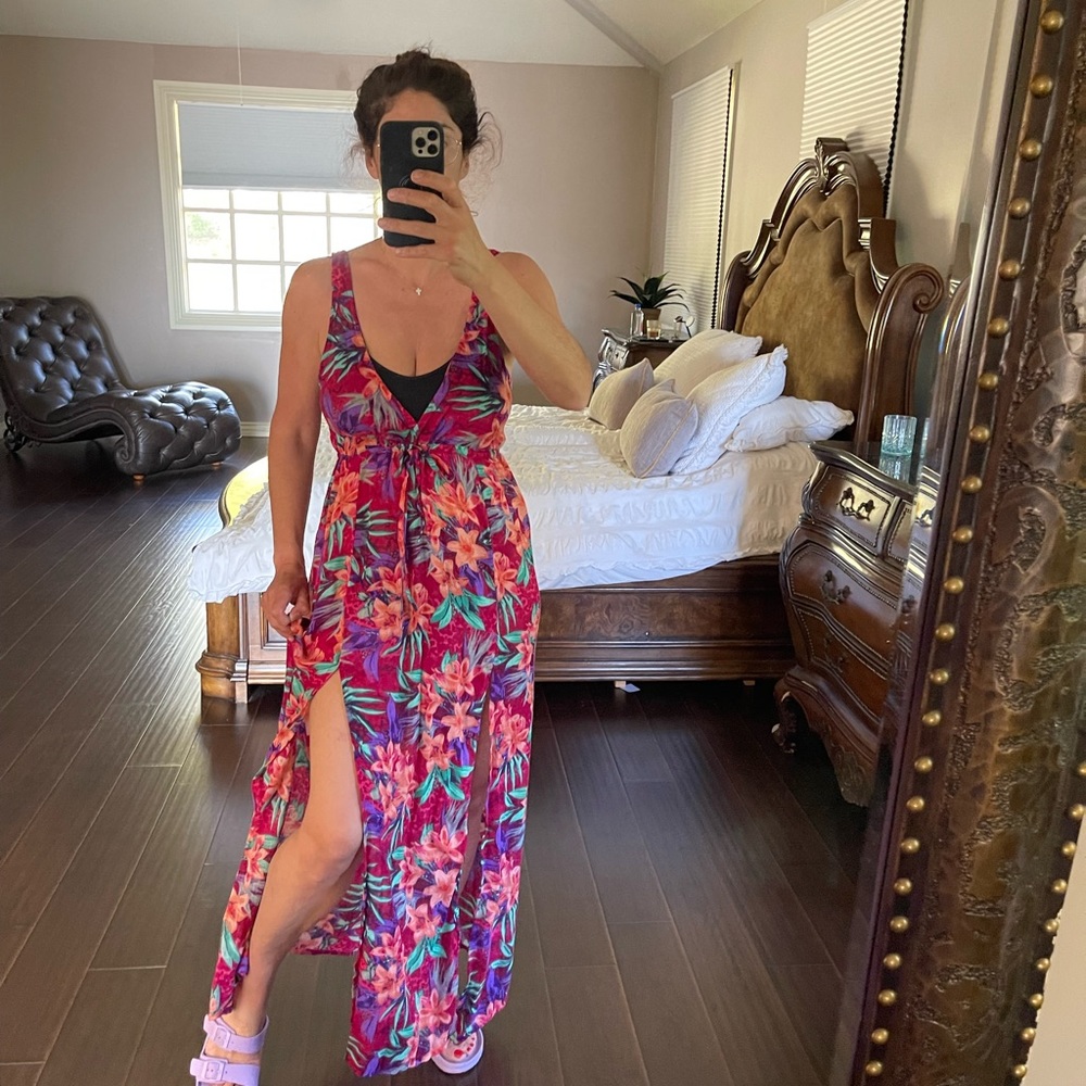 Tropical Summer Dress - Picture 4 of 8